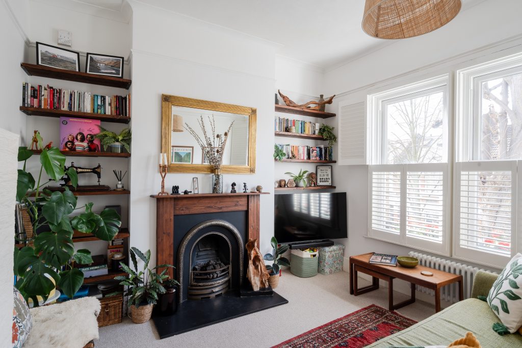 Woodville Road, Bushwood, London, E11